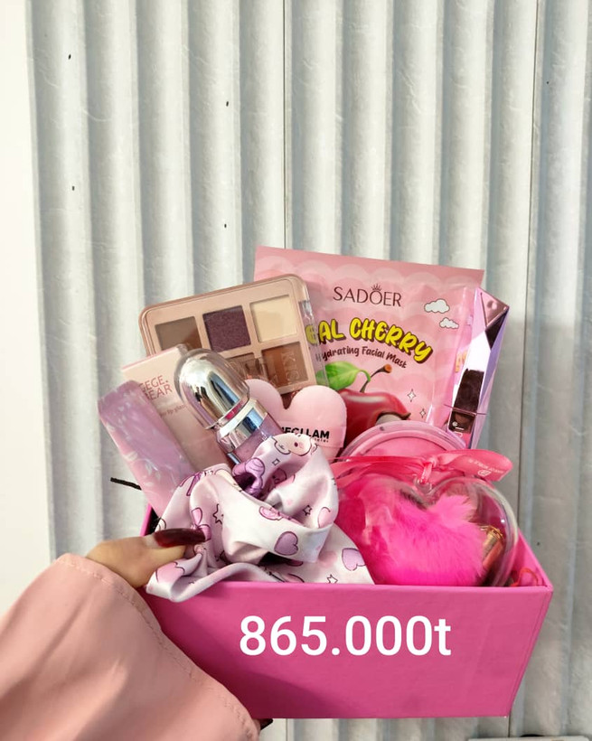 باکس هدیه اقتصادی متناسب با بودجه شما